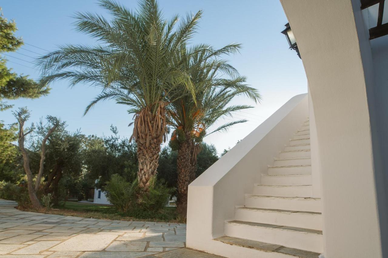 Far Out Village Hotel Mylopotas Exterior foto